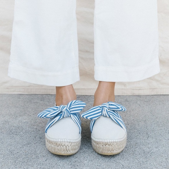 ice cream cone chacos